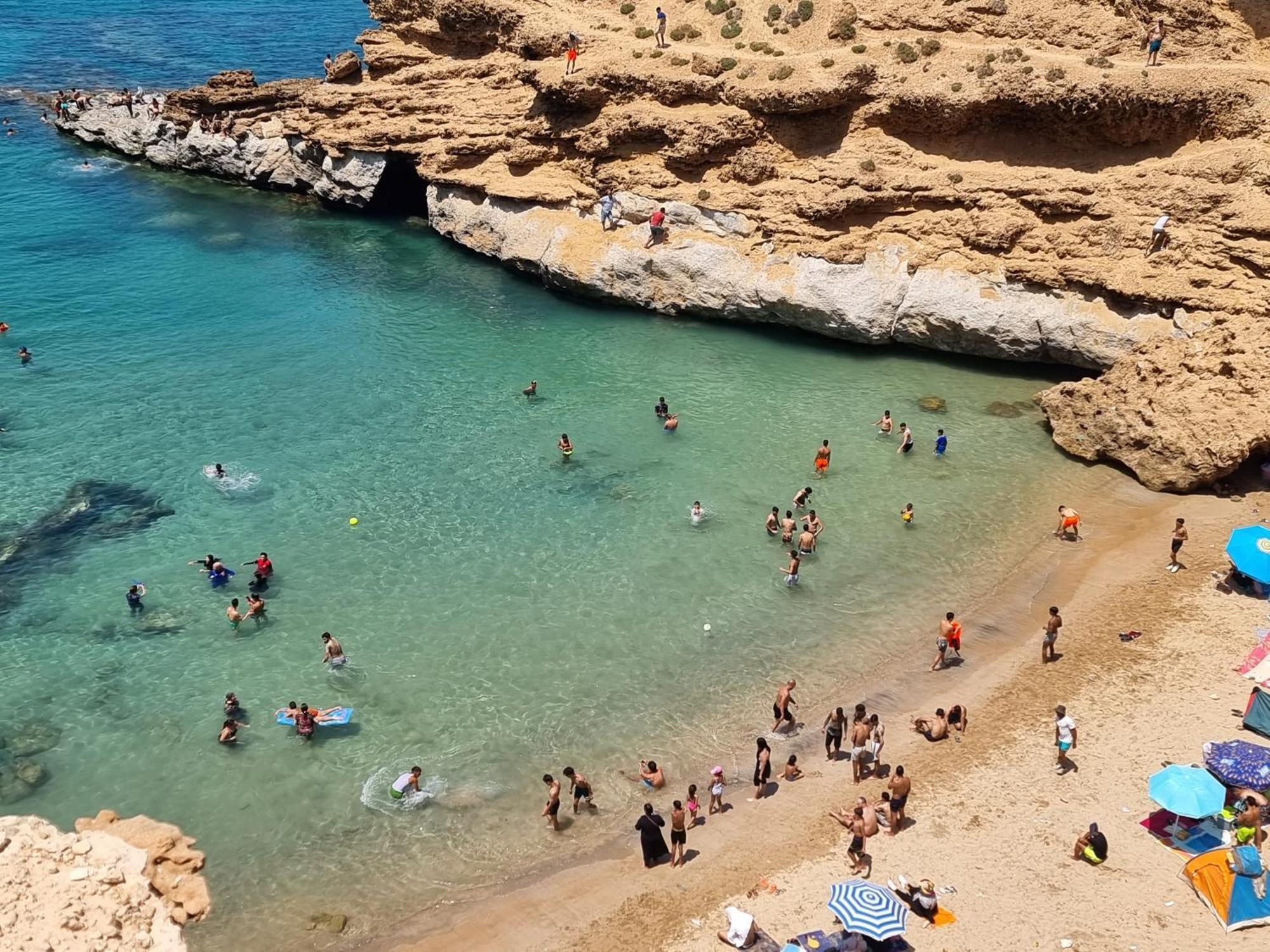 Appart Moderne Nador Al Jadid Pres De La Corniche Dış mekan fotoğraf