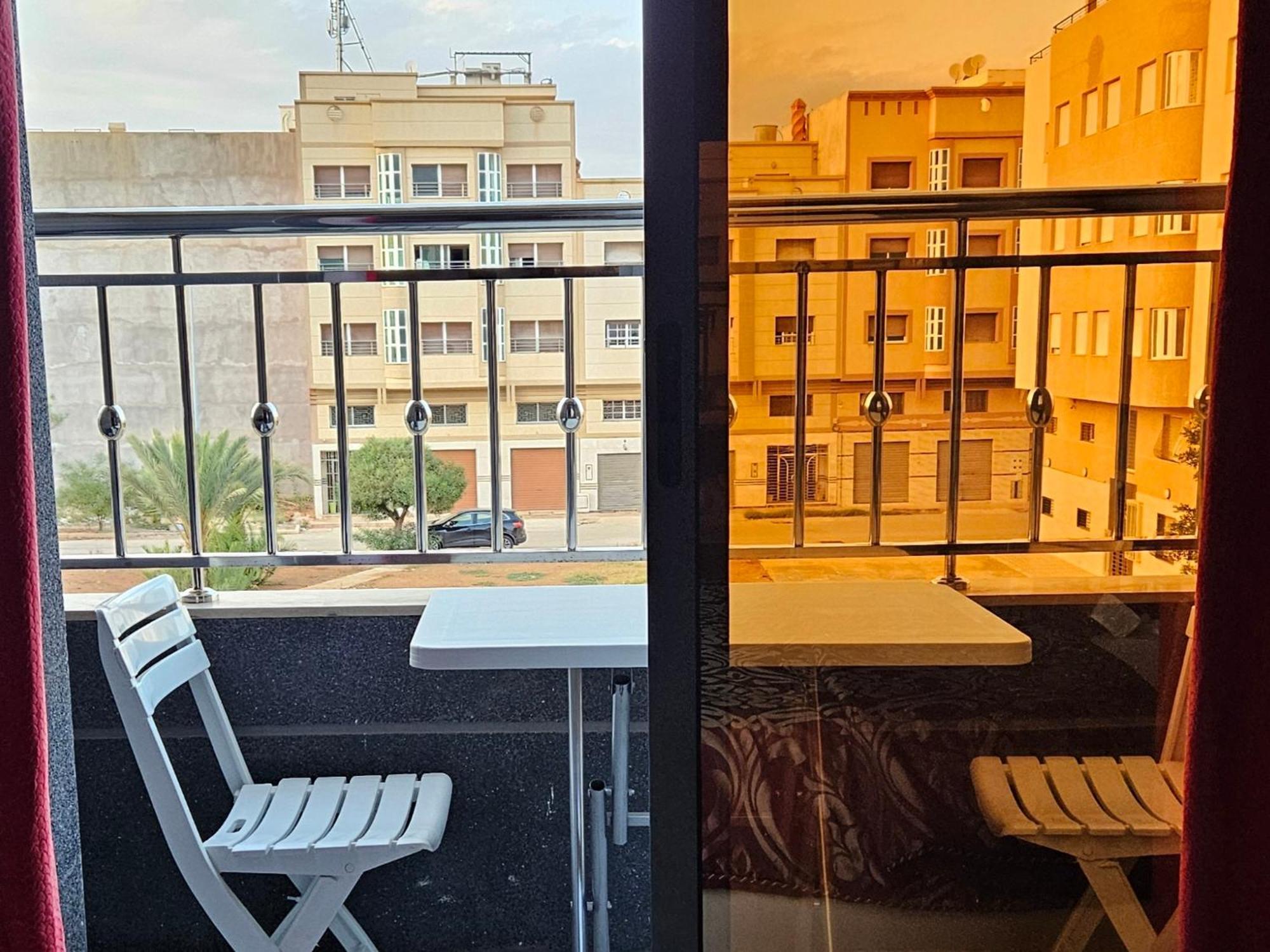 Appart Moderne Nador Al Jadid Pres De La Corniche Dış mekan fotoğraf